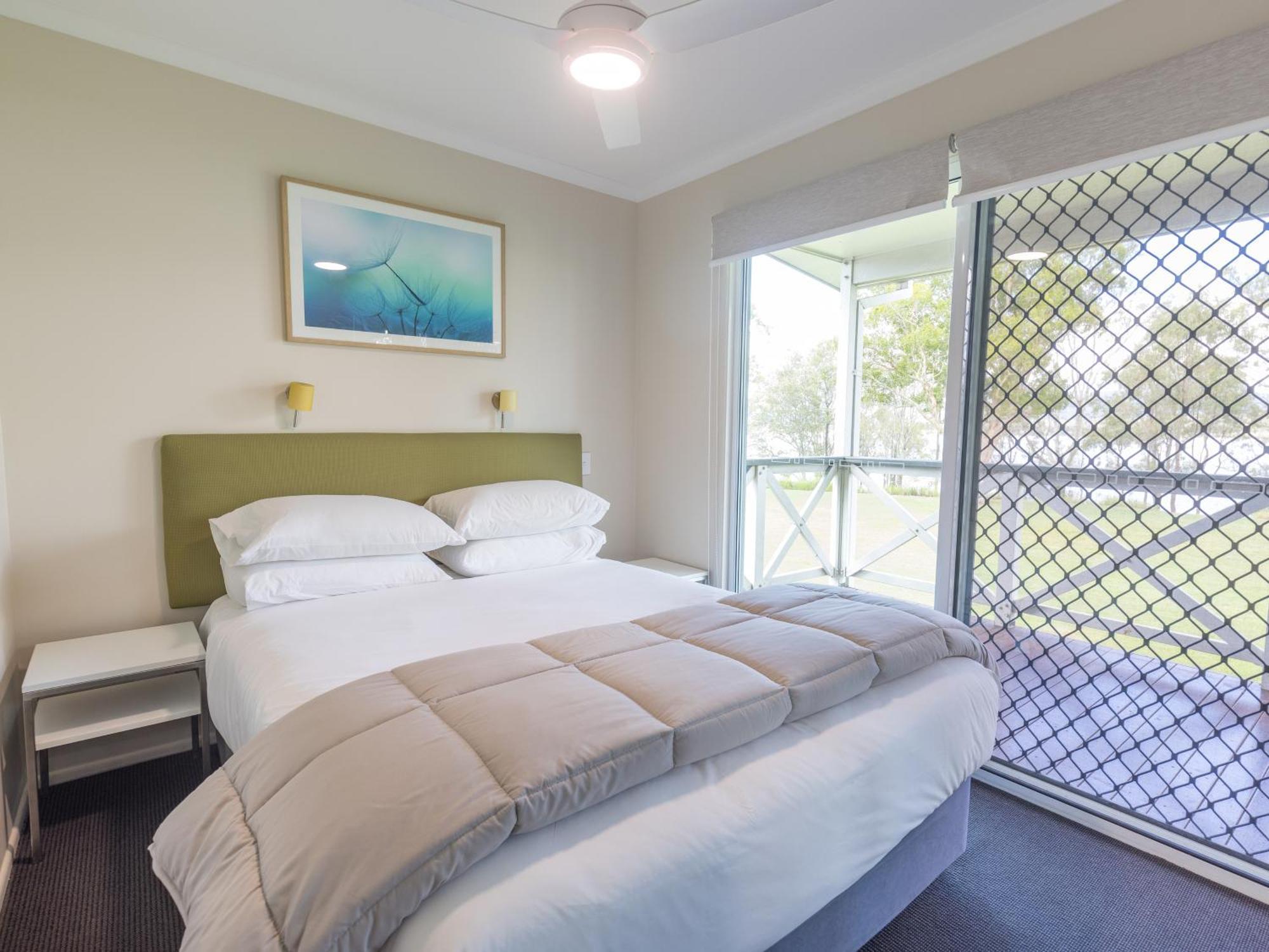 Nrma Lake Somerset Holiday Park Kilcoy Phòng bức ảnh