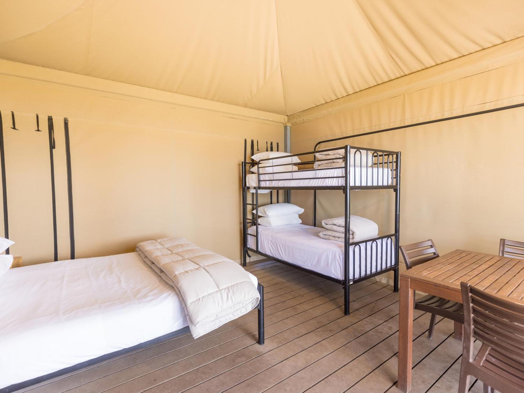 Nrma Lake Somerset Holiday Park Kilcoy Phòng bức ảnh