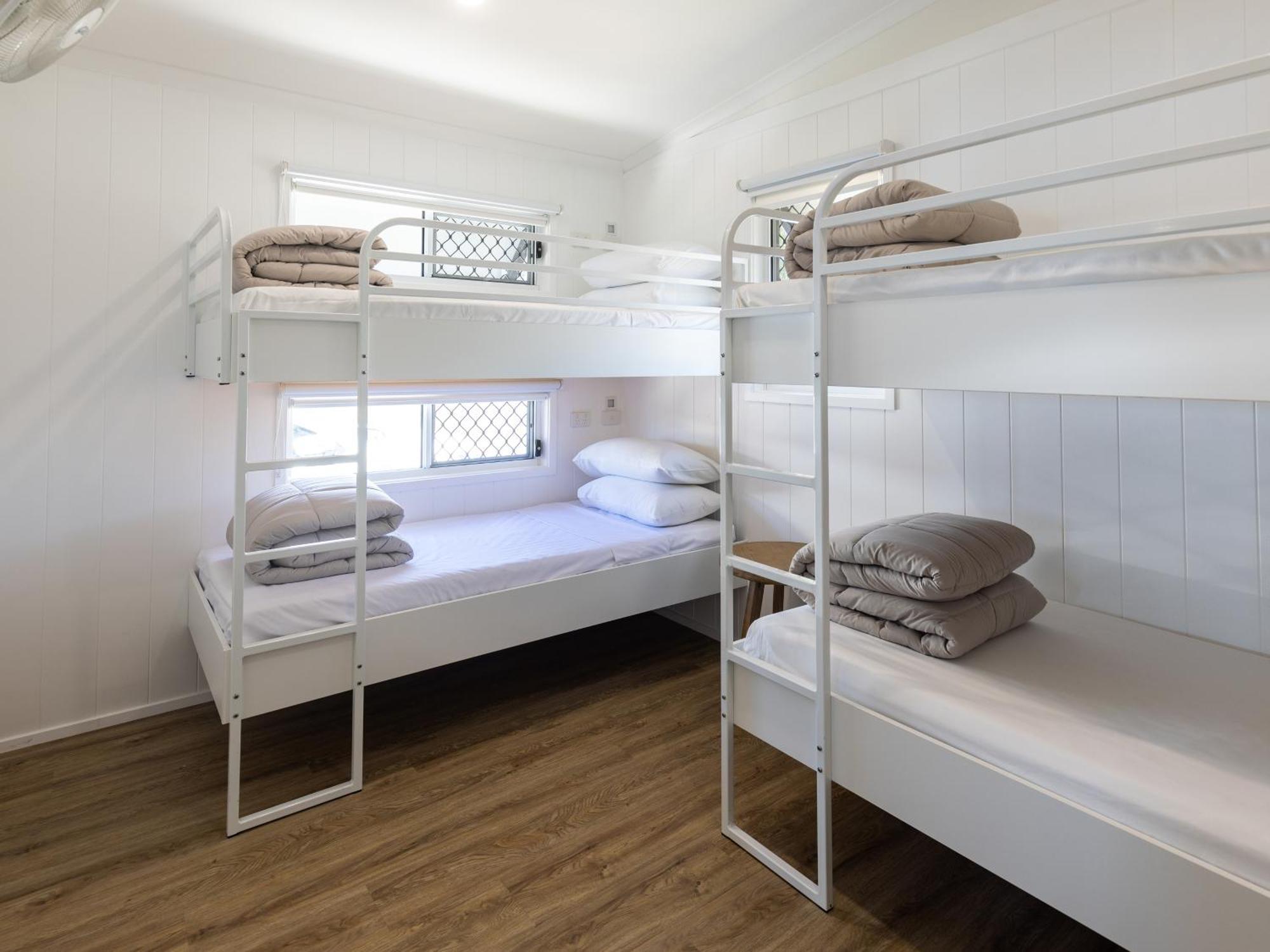 Nrma Lake Somerset Holiday Park Kilcoy Phòng bức ảnh