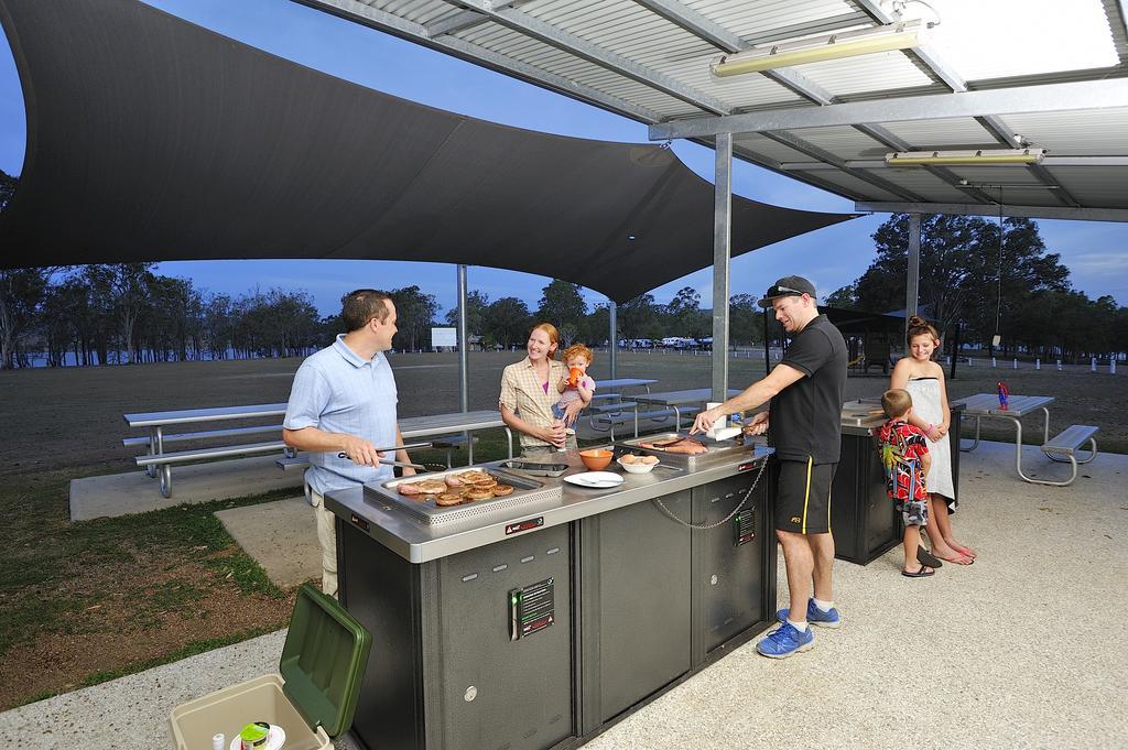 Nrma Lake Somerset Holiday Park Kilcoy Ngoại thất bức ảnh